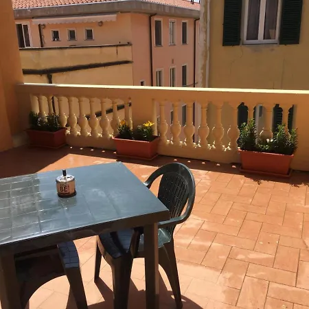 Casa Carducci 33 ピサ