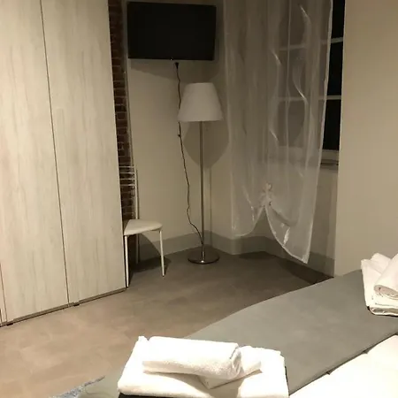 Casa Carducci 33 * Pisa