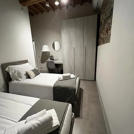 Casa Carducci 33