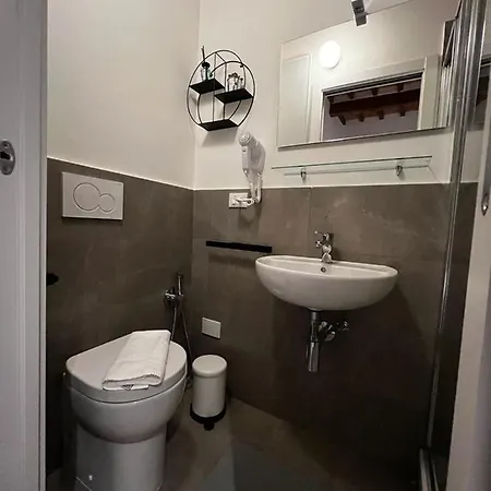 Bed & Breakfast Casa Carducci 33