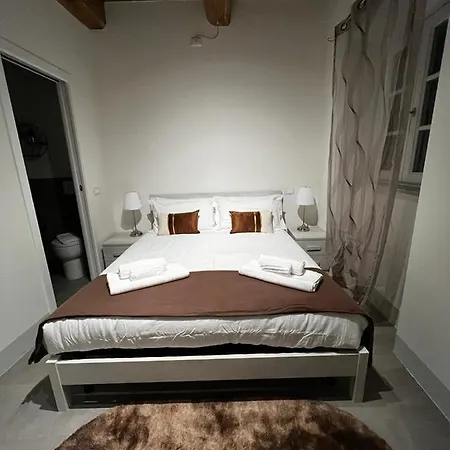 Casa Carducci 33 Bed & Breakfast