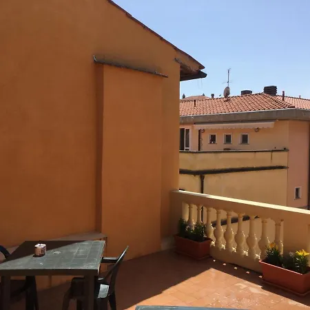 Casa Carducci 33 * Pisa