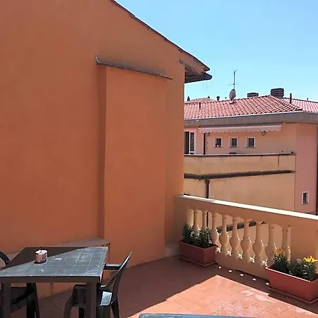 Bed & Breakfast Casa Carducci 33 3*