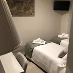 Casa Carducci 33 Bed & Breakfast 3*