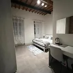 Casa Carducci 33 3*