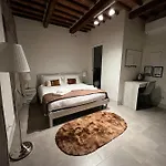 Casa Carducci 33 Pisa